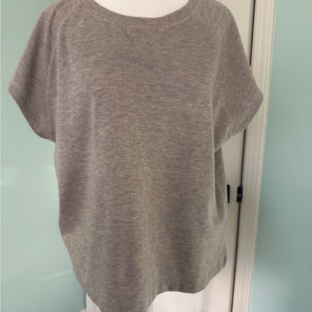 bobi Light Gray Women's Short Sleeve Sweatshirt